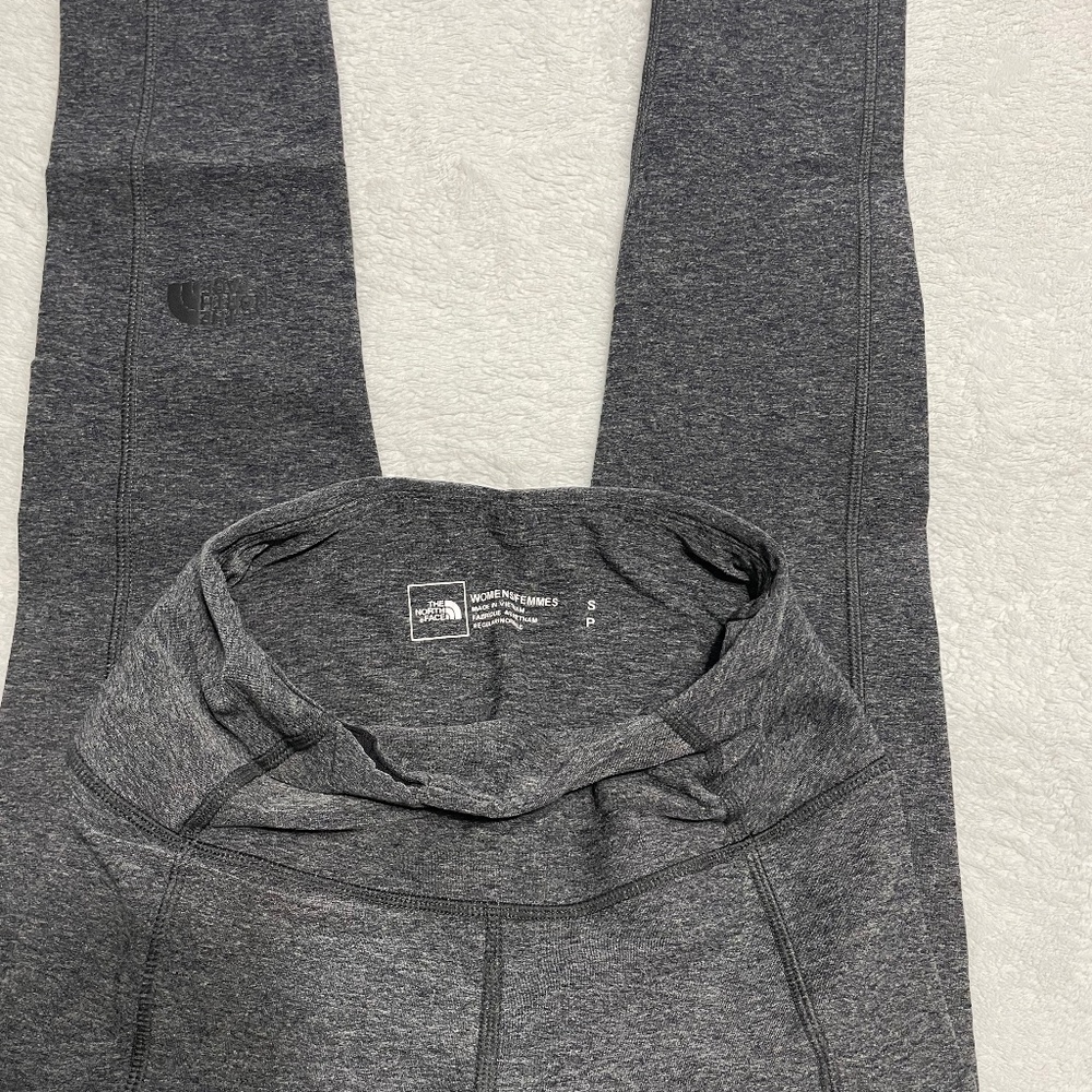 The North Face capris